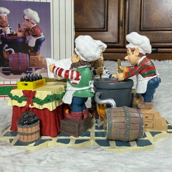 Vintage Coca-Cola 'Making the Secret Syrup' North Pole Bottling Works #71003 - Picture 5 of 16